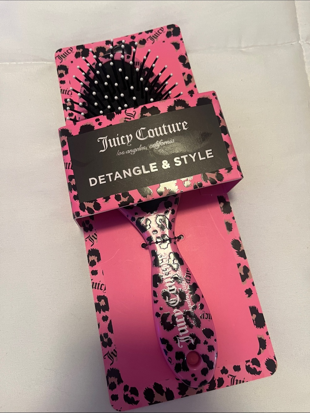 Juicy Couture Detangling Brush NWT